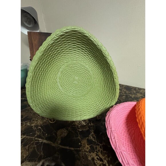 Vintage Plastic Weave Picnic Plates Lot Of 4 By Recline - Picture 2 of 9